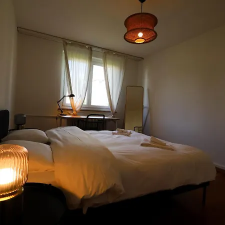 Comfortable In Altstetten Apartment