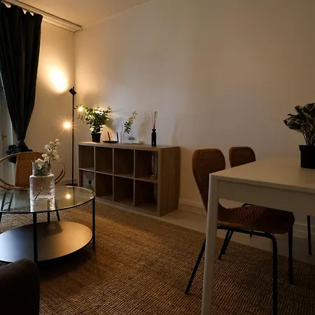 Apartment Spacious Near Center Zurich