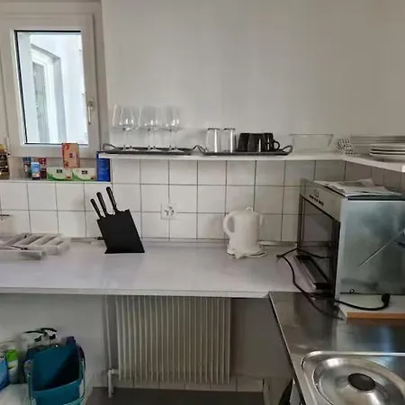 Romantic With Free Parking In Apartment