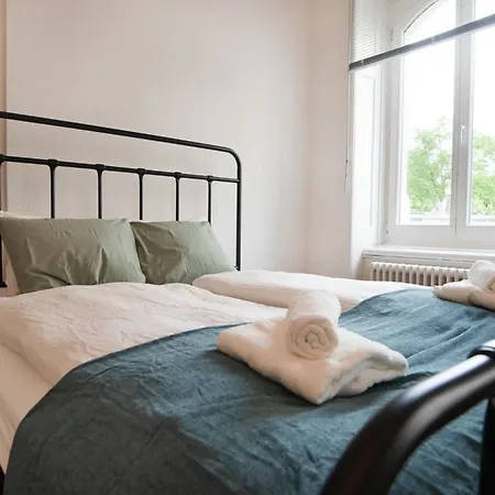 Apartment With Free Parking & Ac Tram To Center Zurich