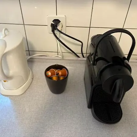 Romantic With Free Parking In Apartment