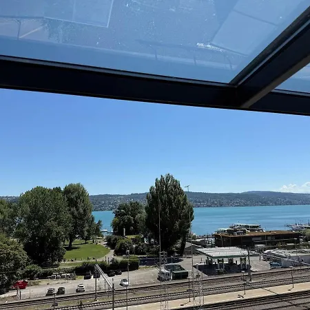 Attic With Parking And View Zurich