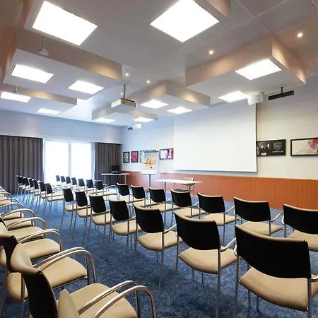 Hotel Novotel West 4*
