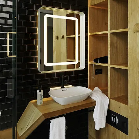 25hours Langstrasse Hotel 4*