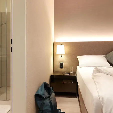 Aparthotel - Franklinstrasse 4*