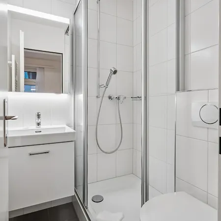 Apartment Exclusive Near Center - Color 4 Zurich