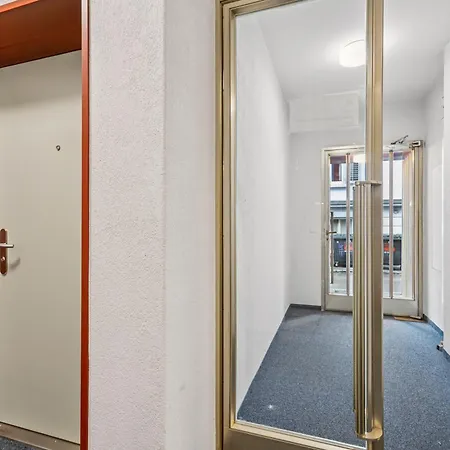 Exclusive Near Center - Color 4 Apartment