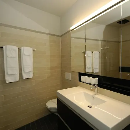 Apartment 1br - Modern, Stylish, Centrally Located - Baron 26 Zurich