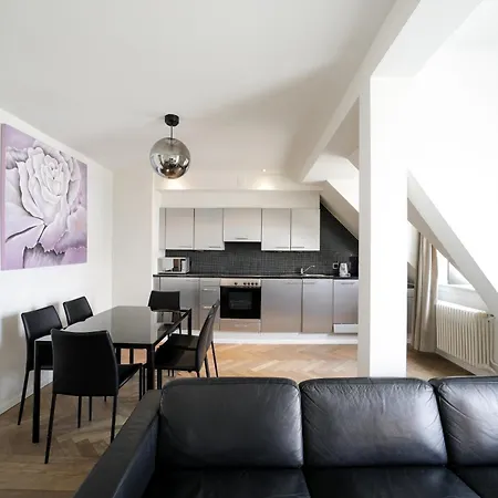 Visionapartments Hardstrasse - Self Check-in Zürich