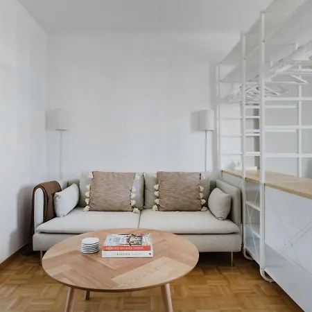 Hazel - Kreis 4 Zurich