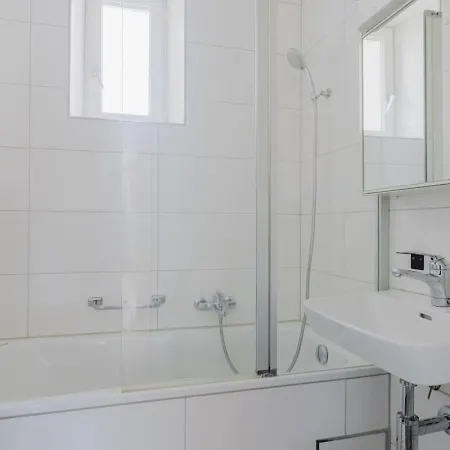 Apartment Hazel - Kreis 4 *