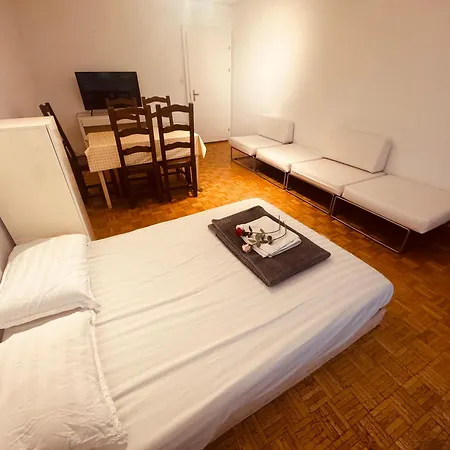 Side Center In Friendly Area Apartment Zurich