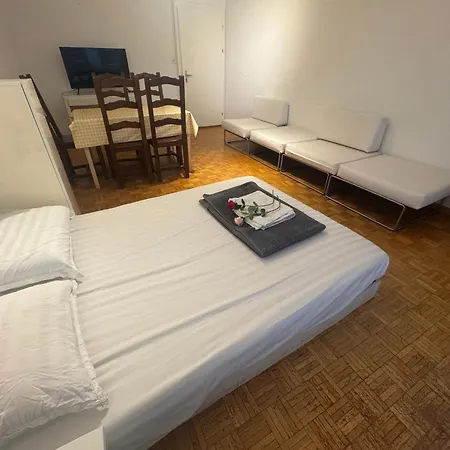 Apartment Side Center In Friendly Area Zurich