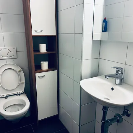 Side Center In Friendly Area Apartment