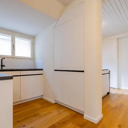 The Cloud Apartment *