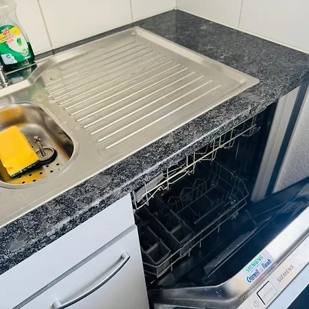 Side Center In Friendly Area Apartment *
