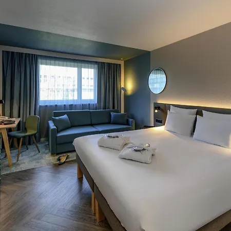 Hotel Novotel West