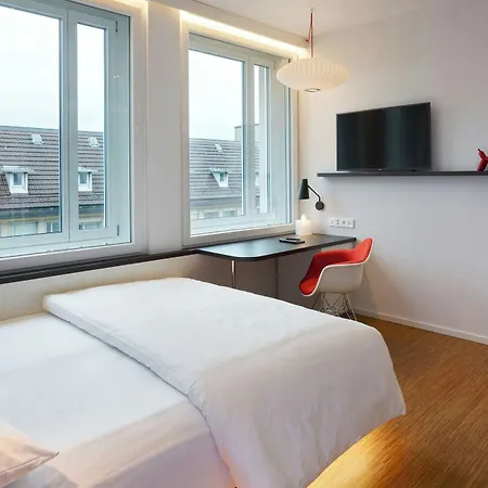 Citizenm