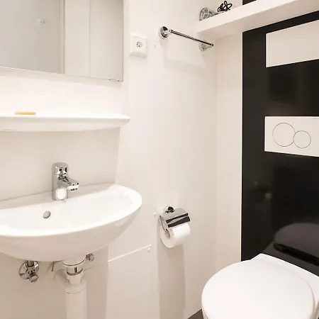 Easyhotel Limmatplatz Hotel