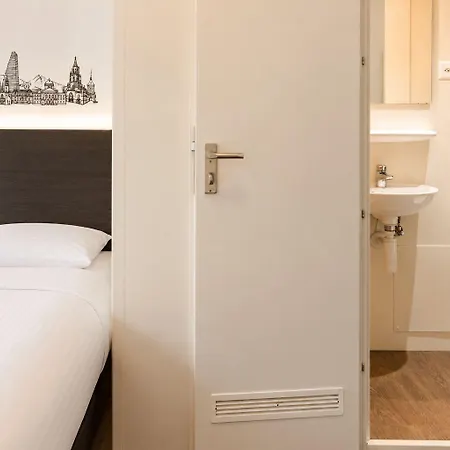 Easyhotel Limmatplatz Hotel