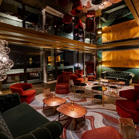 Five - Luxury Hotel