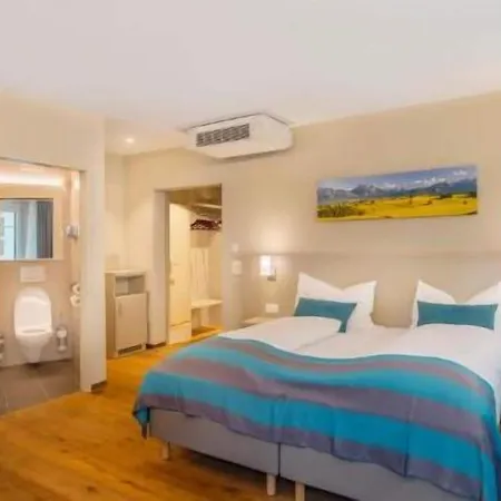 Hotel Trip 3*