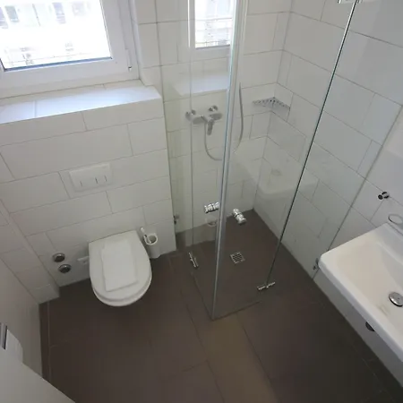 Apartment Swiss Star Oerlikon Lodge - Self Check-In *