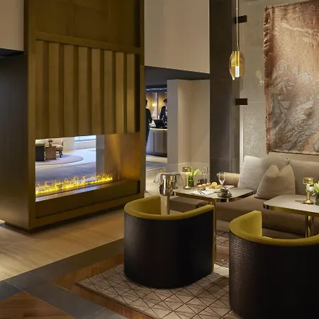 Savoy Baur En Hotel