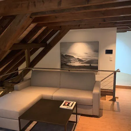 Le Bijou Lintheschergasse / Hb Zürich
