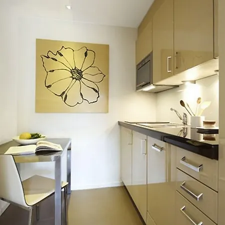 Visionapartments Cramerstrasse 2-6 - Self Check-in * Zürich