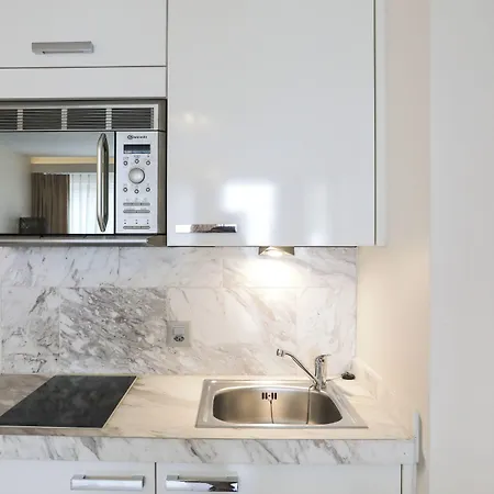 Visionapartments Freyastrasse - Self Check-in Apartment *