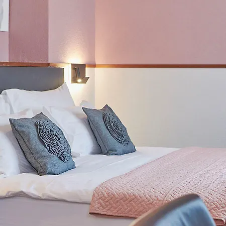Hotel Hottingen - Near Old Town And 3*