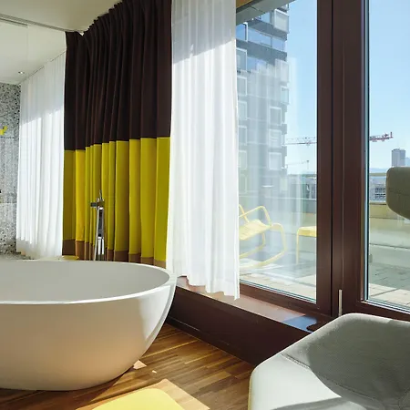 Hotel 25hours West 4*