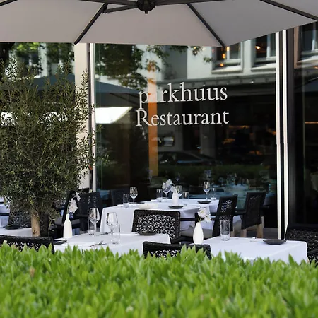 Park Hyatt – Center Luxury Hotel 5*