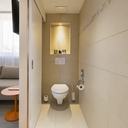 Hotel Fred Hauptbahnhof 3*