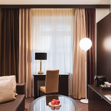 Hotel St.gotthard 4*