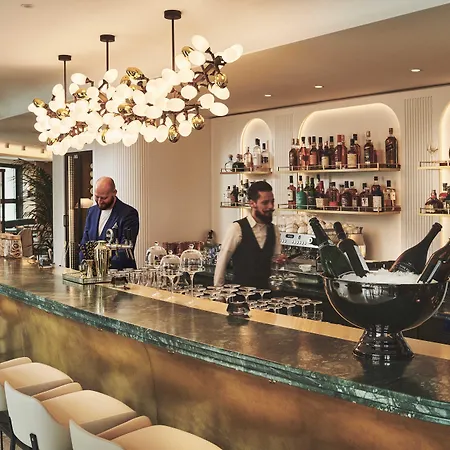Small Luxury Ambassador Hotel 4*