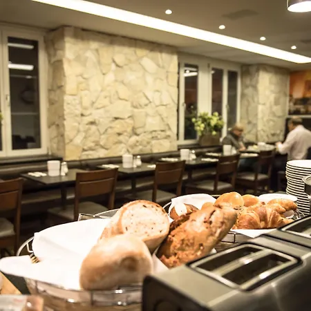 Hotel Alexander Old Town 3*