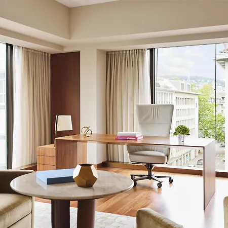 Hotel Park Hyatt – Center Luxury 5*