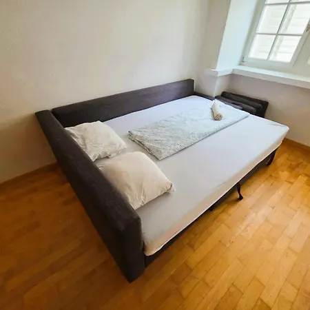 Apartment New Cozy 2 In Old Town Center Renn - Self Checkin
