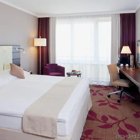 Ascot Hotel