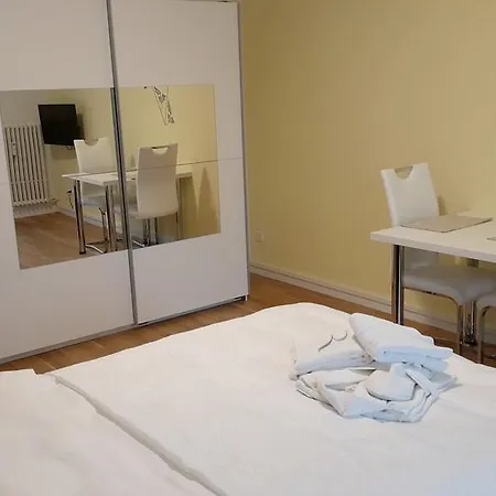 Bed & Breakfast Serviced House