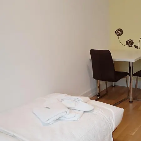 Serviced House Bed & Breakfast Zurich
