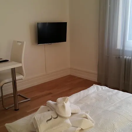 Serviced House Zurich