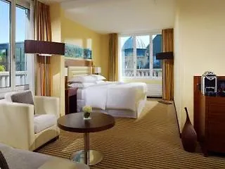 Hotel Neues Schloss Privat Zurich, Autograph Collection Zürich