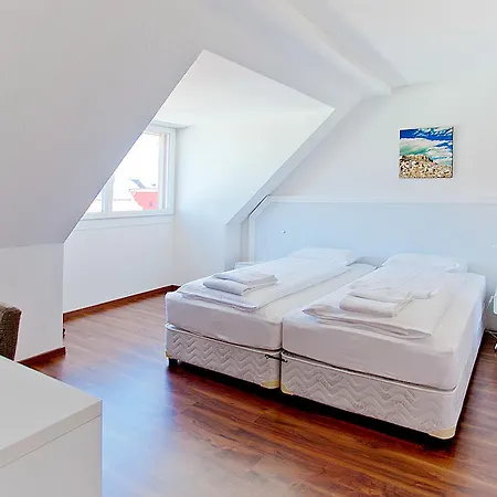 Apartment Premium By Livingdowntown *