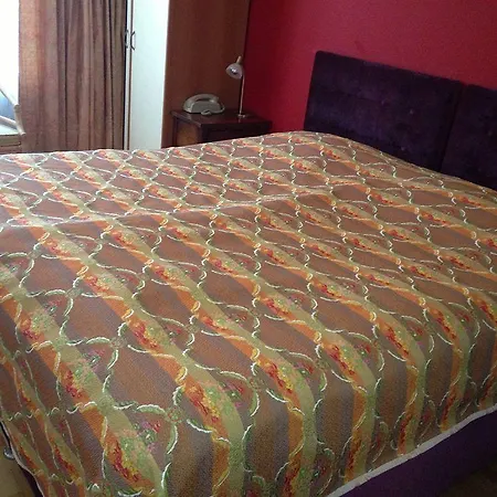 Hotel Center - Bellevue 3*