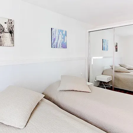 Luxury By Livingdowntown Apartment