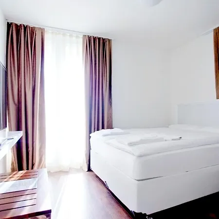 By Livingdowntown Apartment Zurich