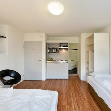 Apartment Swiss Star California - Self Check-in Zurich